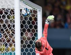 开云体育入口-韩国羽毛球队逆转英格兰羽毛球队，辛杜高光表现的简单介绍