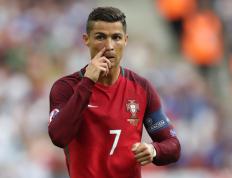 开云APP-无声惊雷，霍勒迪的暗夜裁决—欧冠决赛之夜，一个非典型英雄的诞生