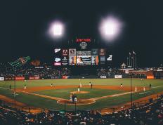 开云体育在线-火焰三重奏，当迈阿密的热浪遇见库里的星火