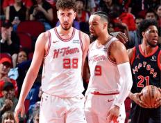 开云官方app入口-火箭击败灰熊，伍德双20带队获胜