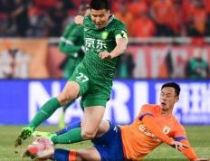 开云体育app-山东鲁能对阵深圳佳兆业，势均力敌激烈对决